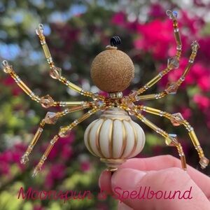 Gold glitter and Cream elegant spider